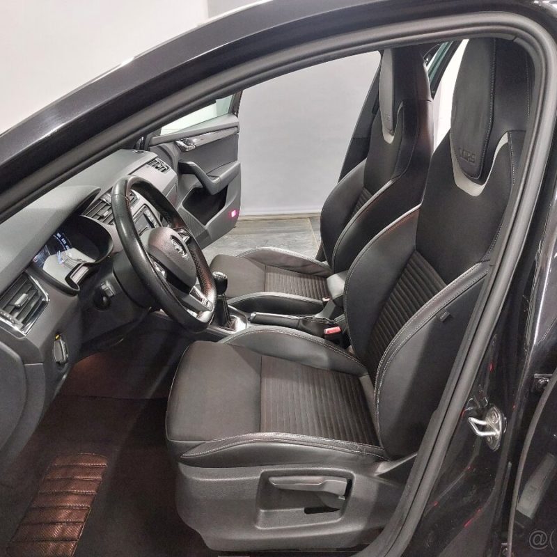 ŠKODA OCTAVIA III RS COMBI•2.0TDI•2014•207tKM - Image 16