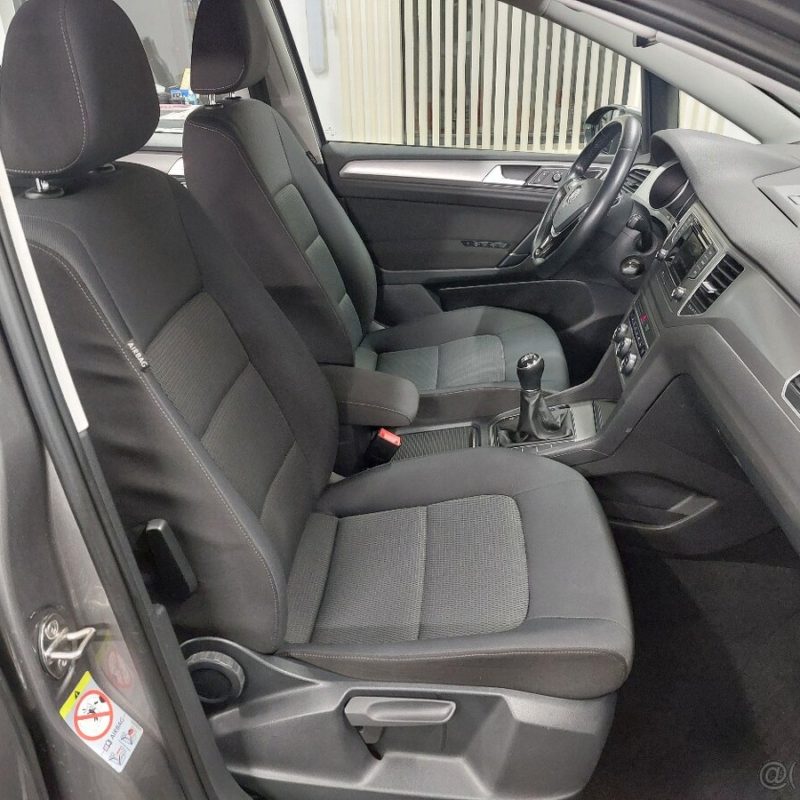 VW GOLF VII SPORTSVAN•1.2TSI•81KW•2014•127tKM•COMFORTLINE - Image 18