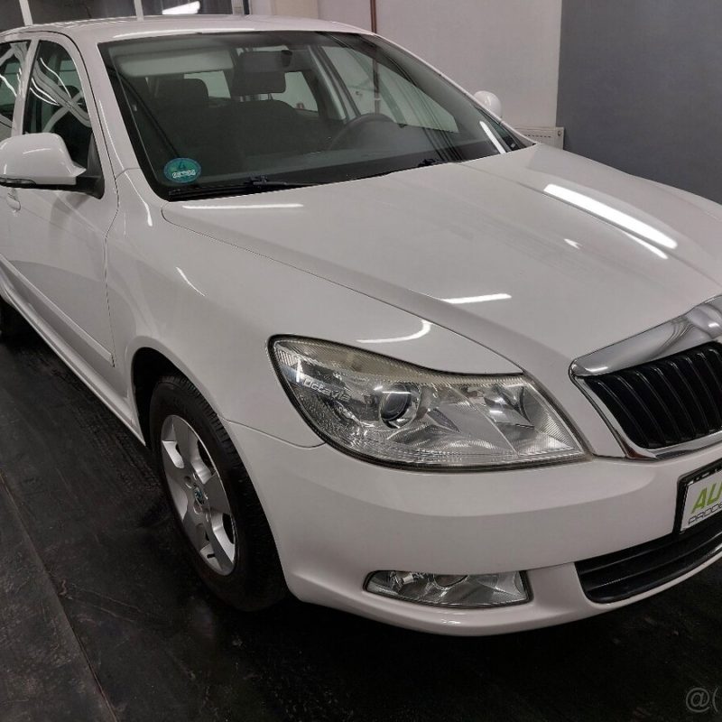 ŠKODA OCTAVIA II COMBI FL•1.6MPI•75KW•2009•188tKM•AMBIENTE - Image 5