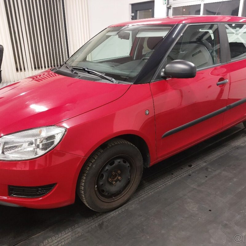 ŠKODA FABIA II FL•1.4 16V•63KW•2011•157tKM•AMBIENTE - Image 6