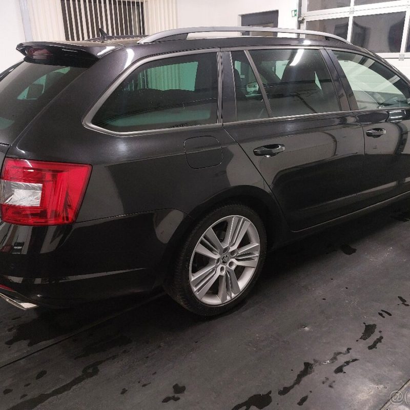 ŠKODA OCTAVIA III RS COMBI•2.0TDI•2014•207tKM - Image 8