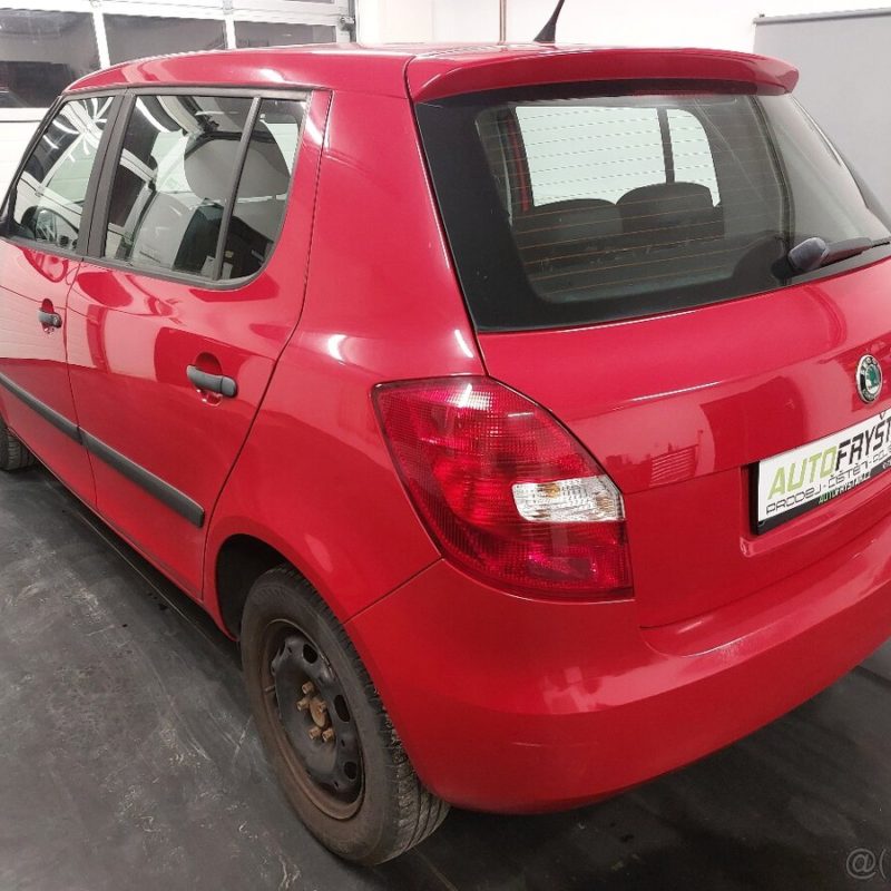 ŠKODA FABIA II FL•1.4 16V•63KW•2011•157tKM•AMBIENTE - Image 8