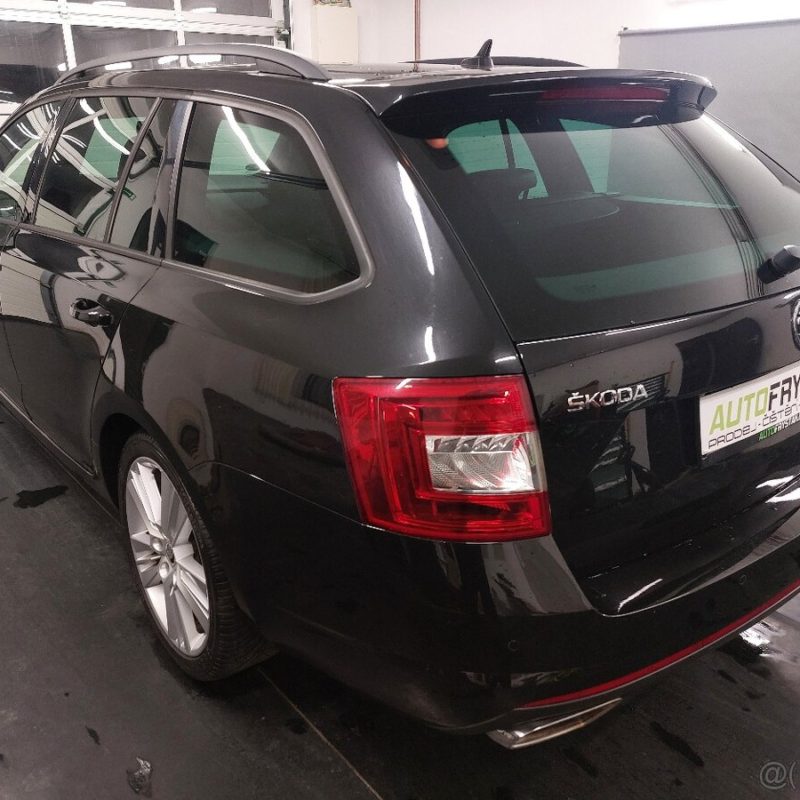 ŠKODA OCTAVIA III RS COMBI•2.0TDI•2014•207tKM - Image 9