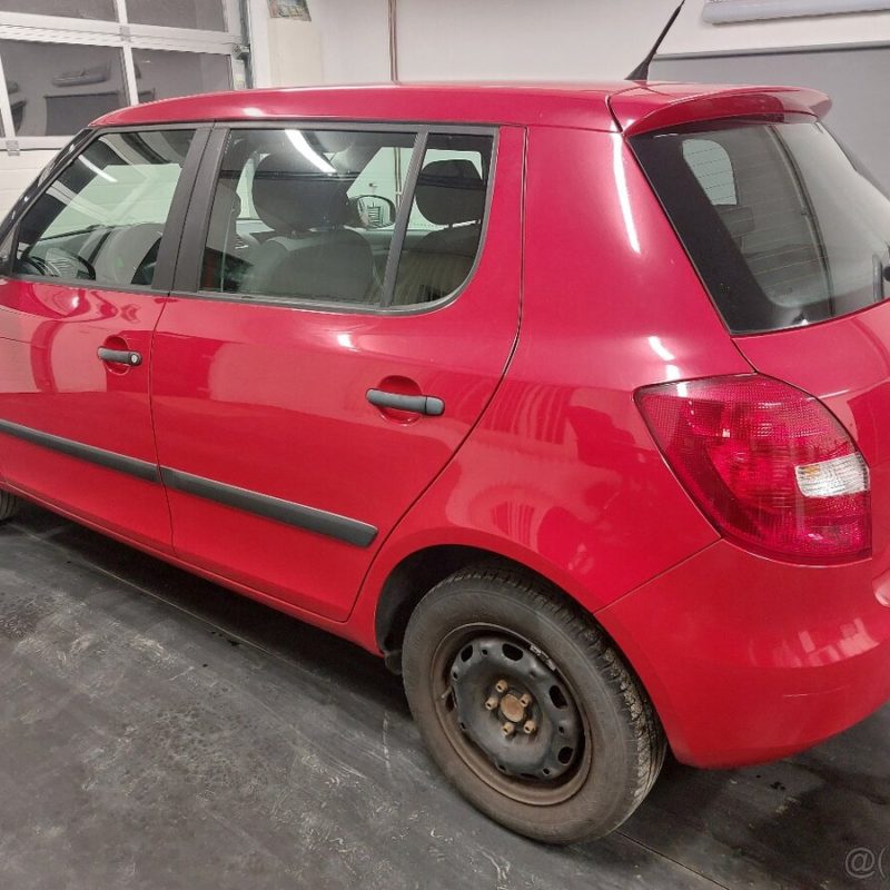 ŠKODA FABIA II FL•1.4 16V•63KW•2011•157tKM•AMBIENTE - Image 9