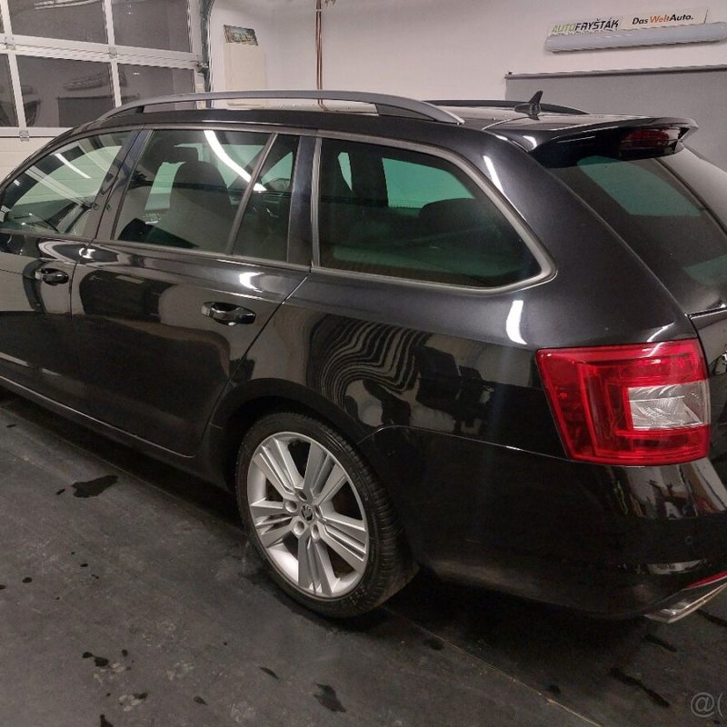 ŠKODA OCTAVIA III RS COMBI•2.0TDI•2014•207tKM - Image 10