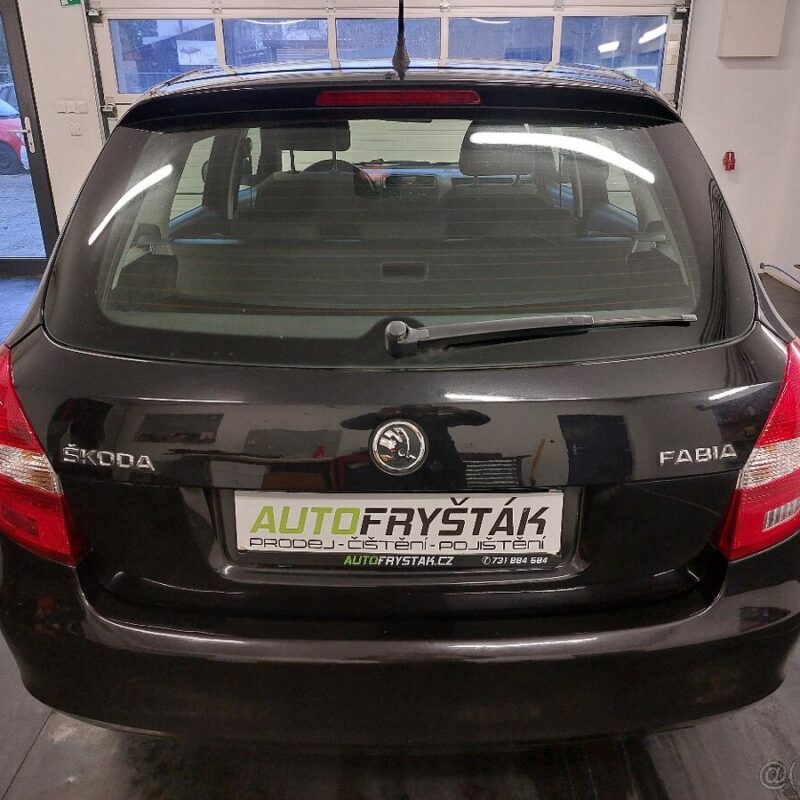 ŠKODA FABIA II COMBI FL•1.4 16V•63KW•2014•179tKM•COOL - Image 11