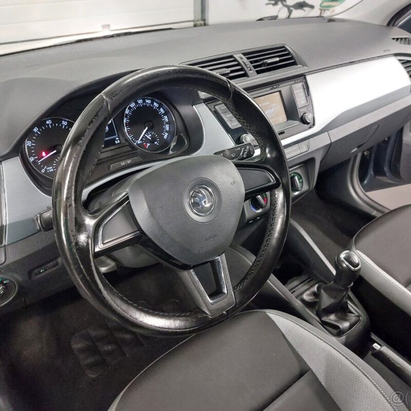 ŠKODA FABIA III • 1.2TSI • 66KW • 2015 • 131tKM • AMBITION - Image 15