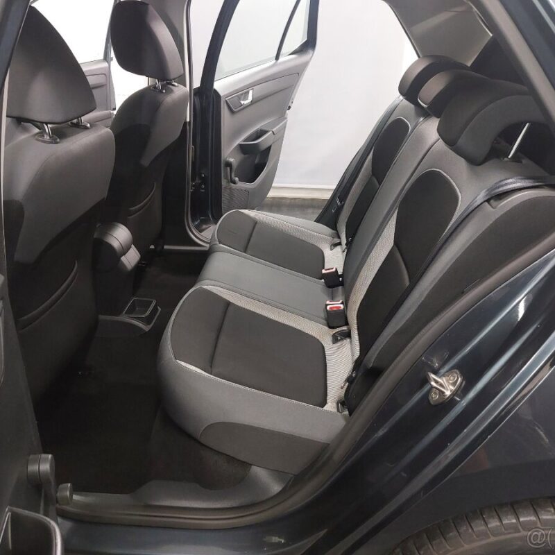 ŠKODA FABIA III • 1.2TSI • 66KW • 2015 • 131tKM • AMBITION - Image 18