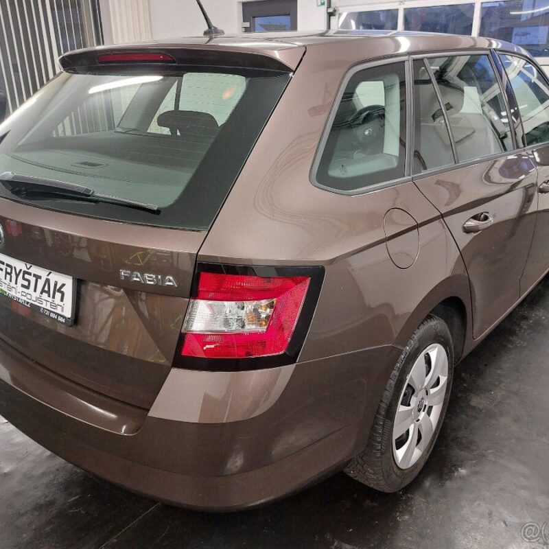 ŠKODA FABIA III COMBI • 1.2TSI • 66KW • 2016 • 132tKM • ACTIVE - Image 10